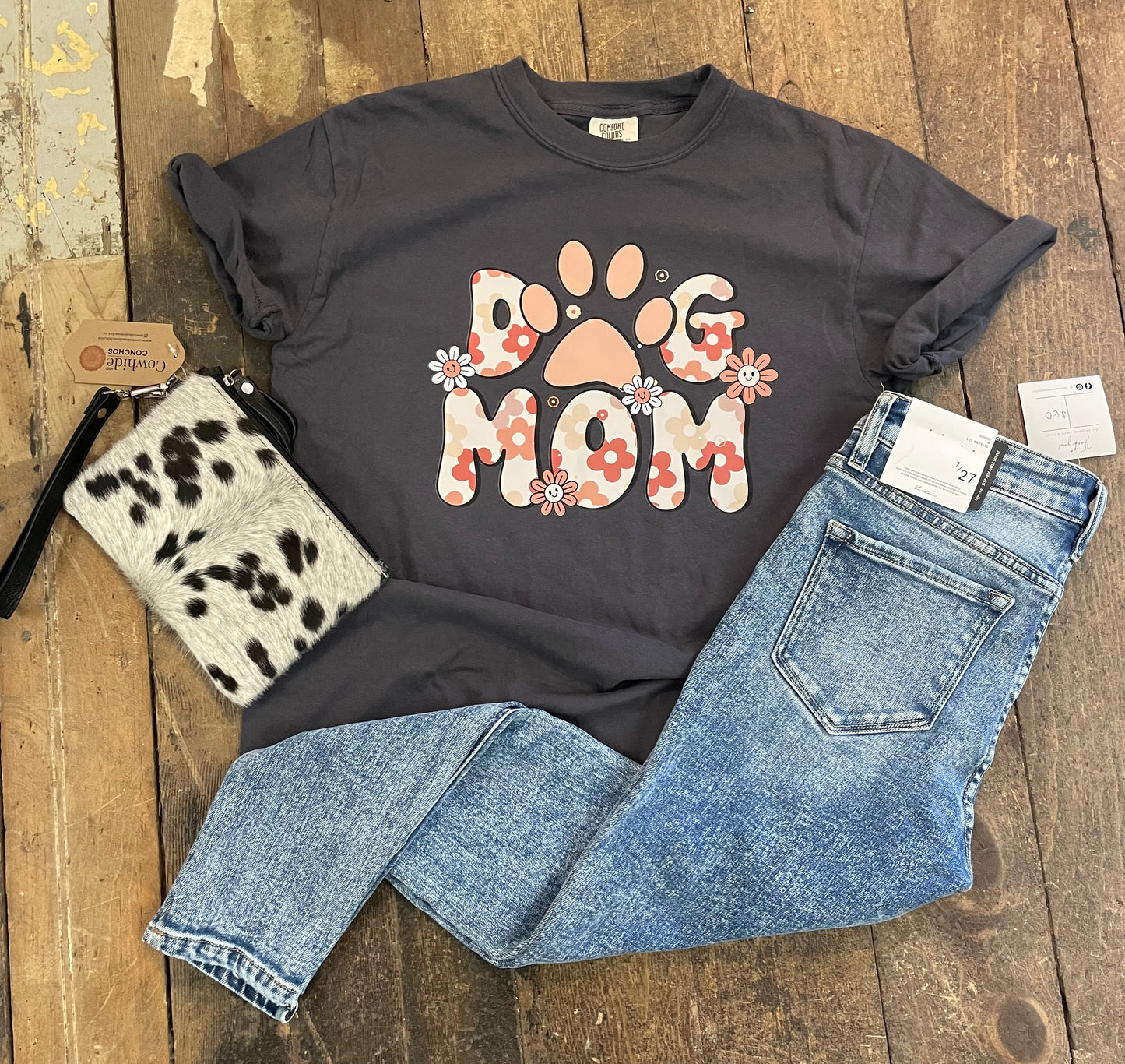 Dog Mom 🐾
