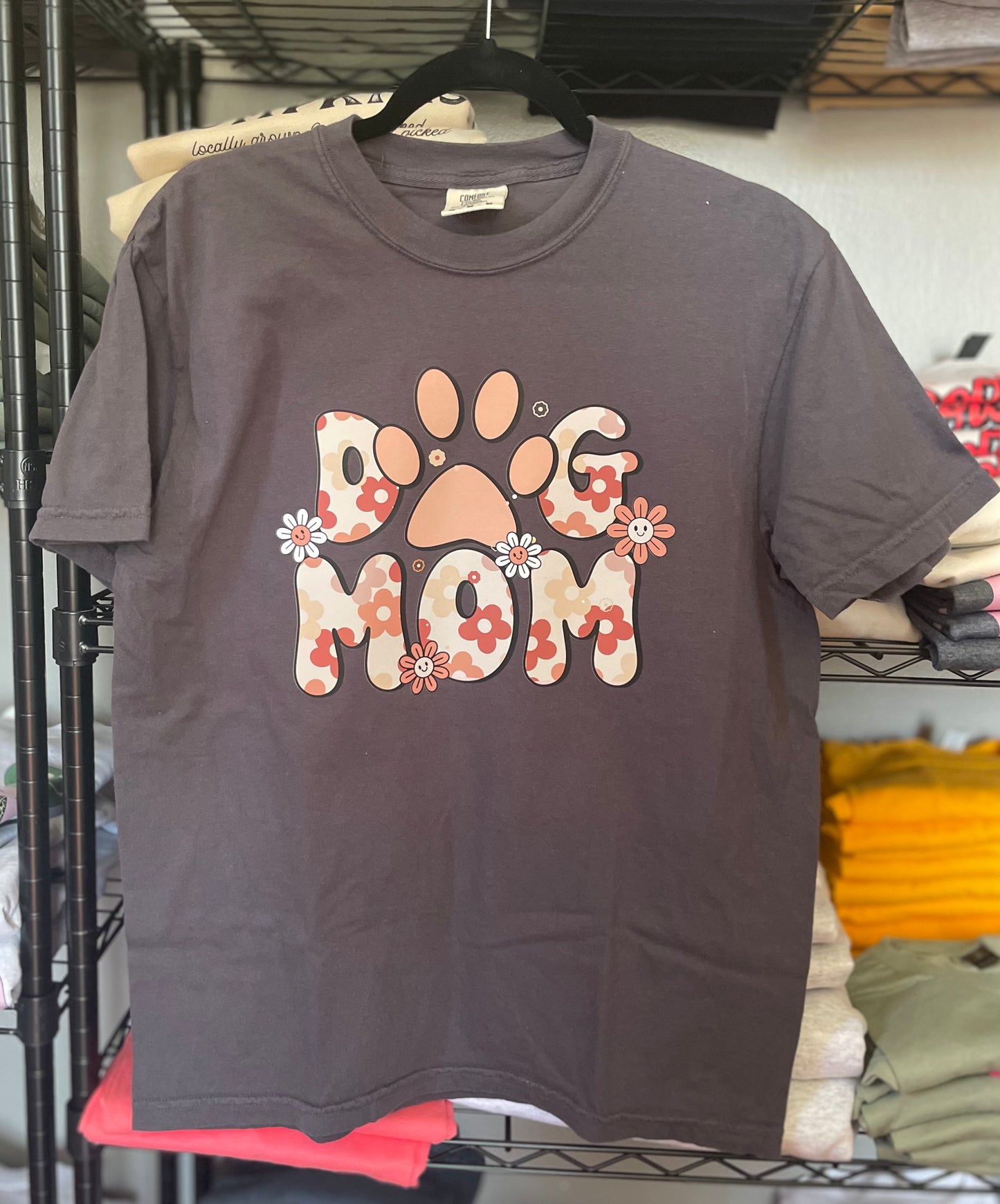 Dog Mom 🐾