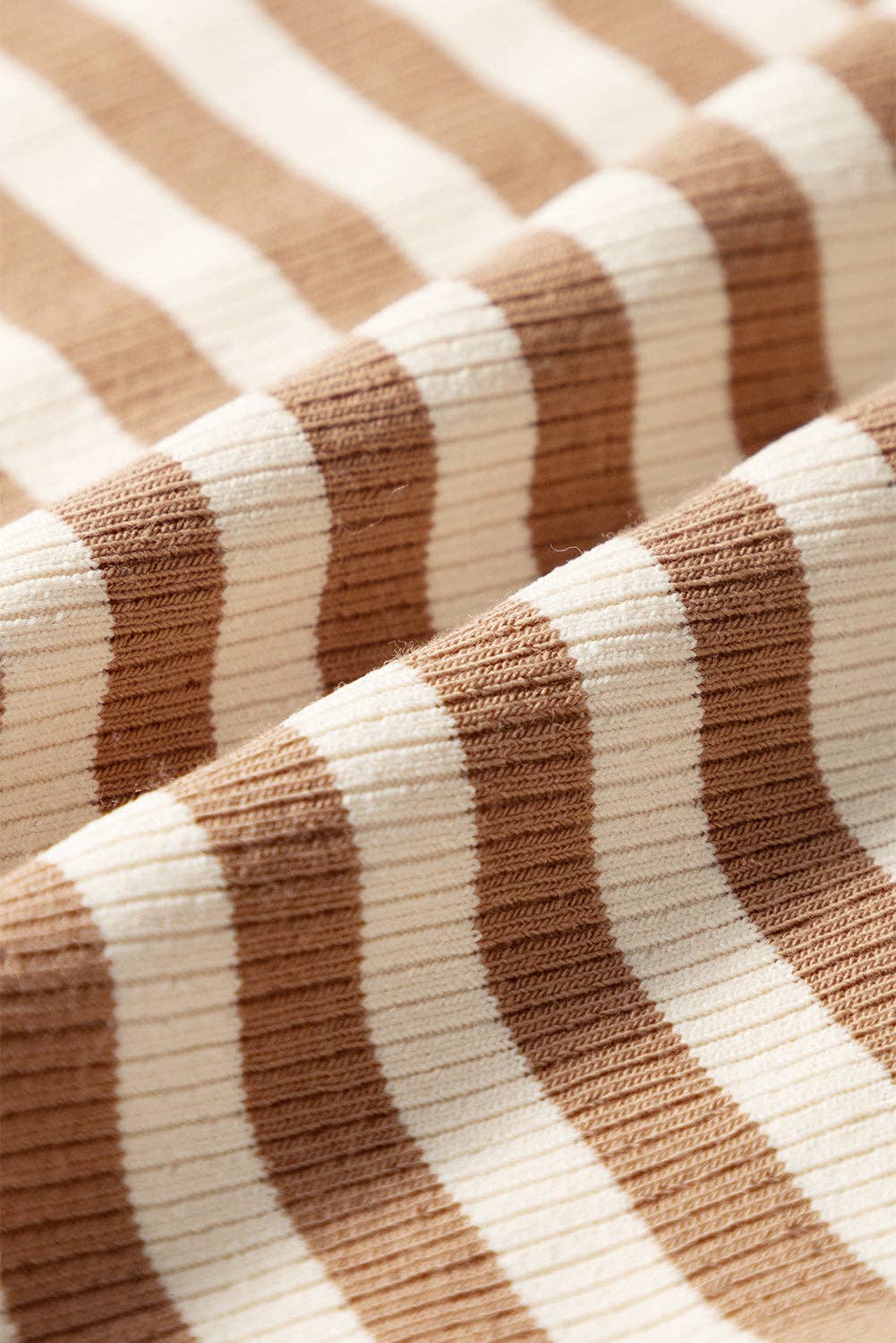 Stripe Reverse Seam Sleeveless Top