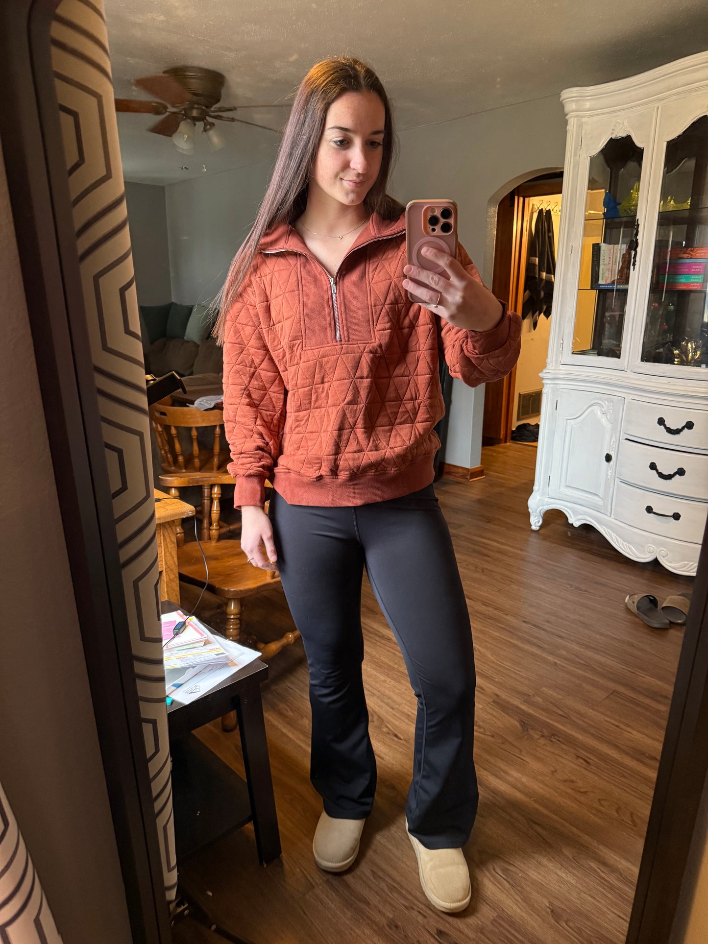 Geometric Quilted Half Zipped Sweatshirt