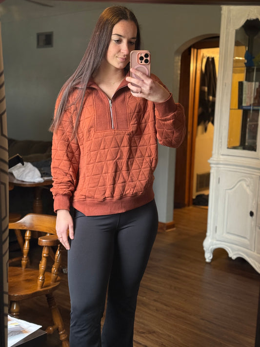 Geometric Quilted Half Zipped Sweatshirt